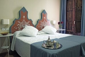 Rideaux occultants, lits bébé (gratuits), lits pliants/supplémentaires