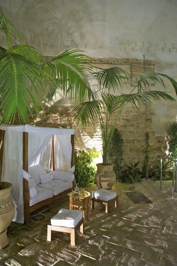 Terrace/patio - Hospedería Baños Arabes de Córdoba (Córdoba)