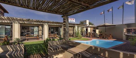 Outdoor pool, sun loungers