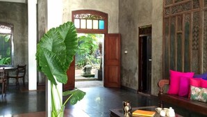 Interior - Eight The Residence Ambalangoda (Madampagama)
