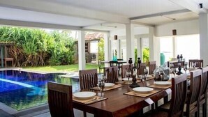 Outdoor pool - Eight The Residence Ambalangoda (Madampagama)