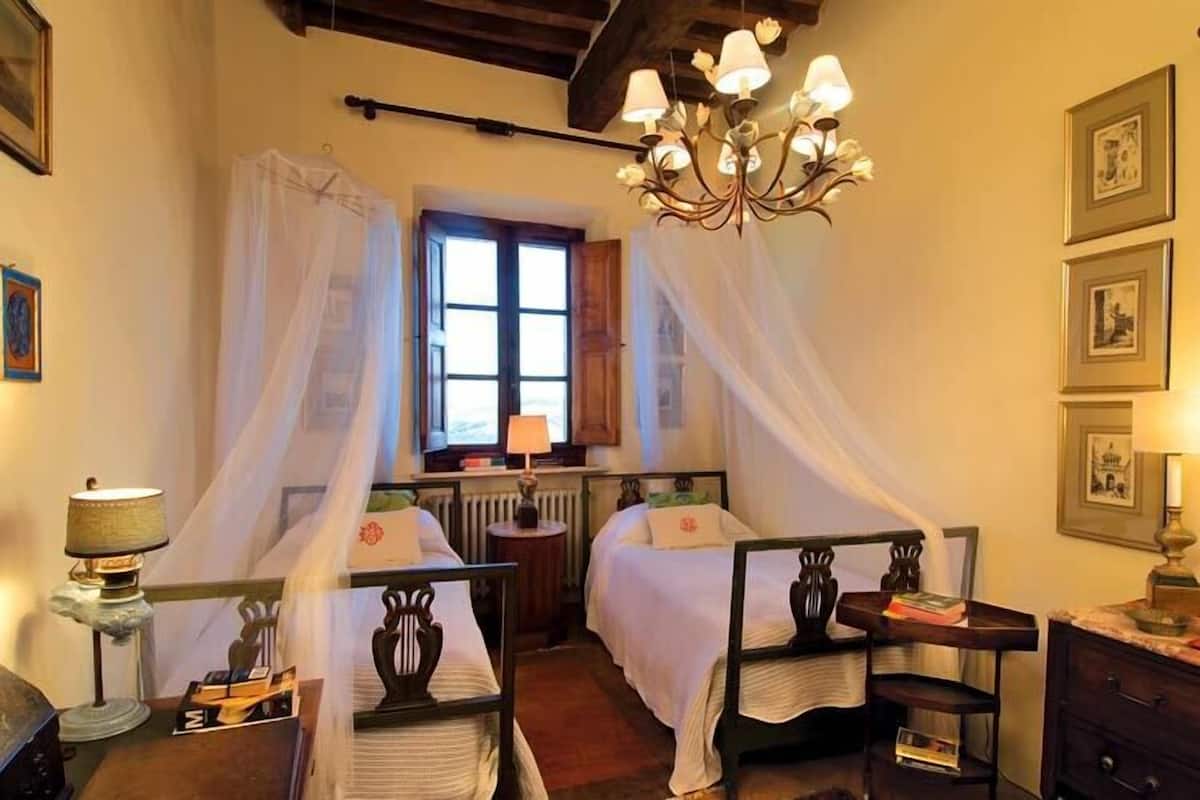 Appartamento, 2 camere da letto, vista giardino (Maria) | Biancheria da letto di alta qualità, una cassaforte in camera