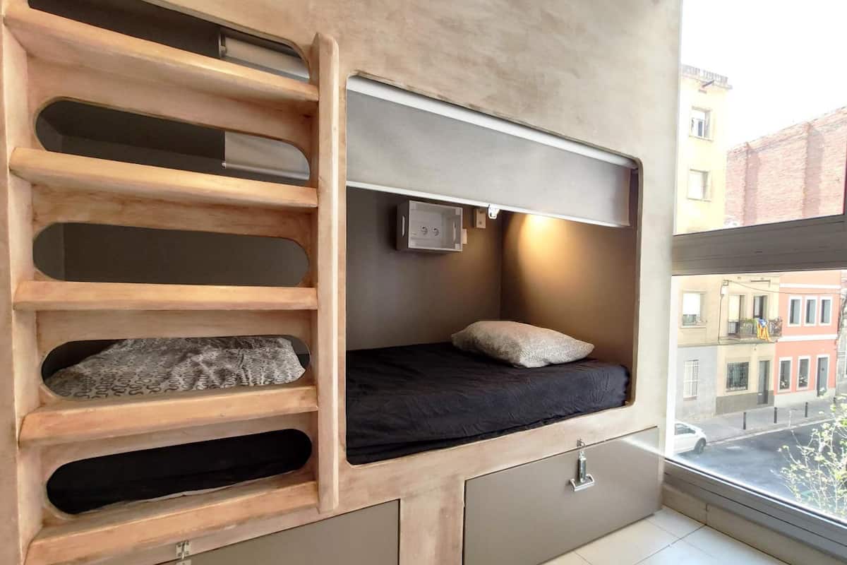 Standard Shared Dormitory (4 pax)