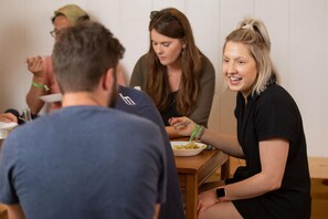 Dining - Onefam Sants (Barcelona)