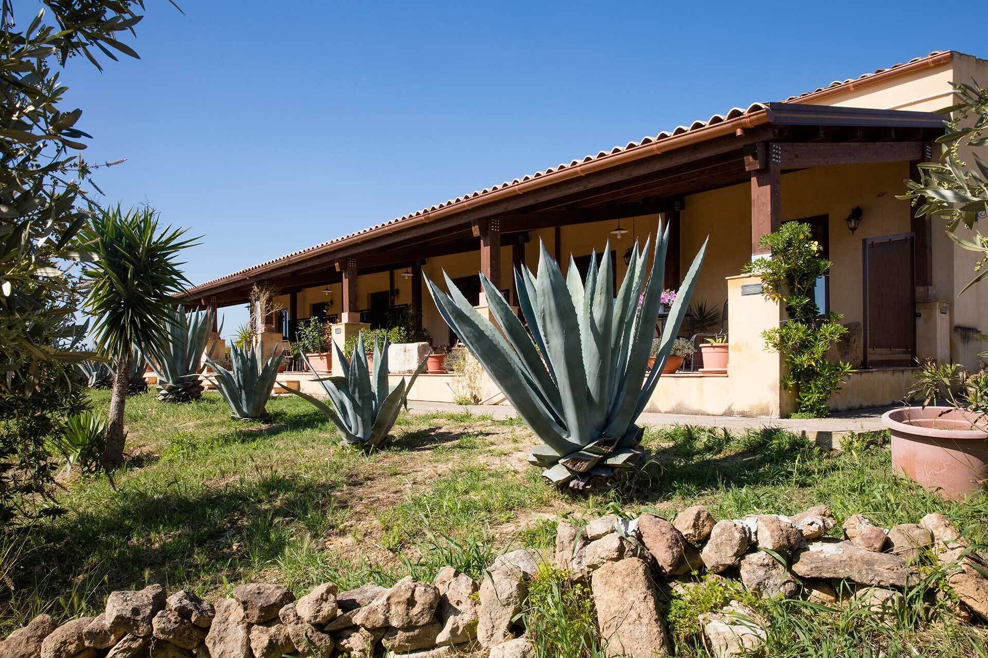 숙박 시설 정면