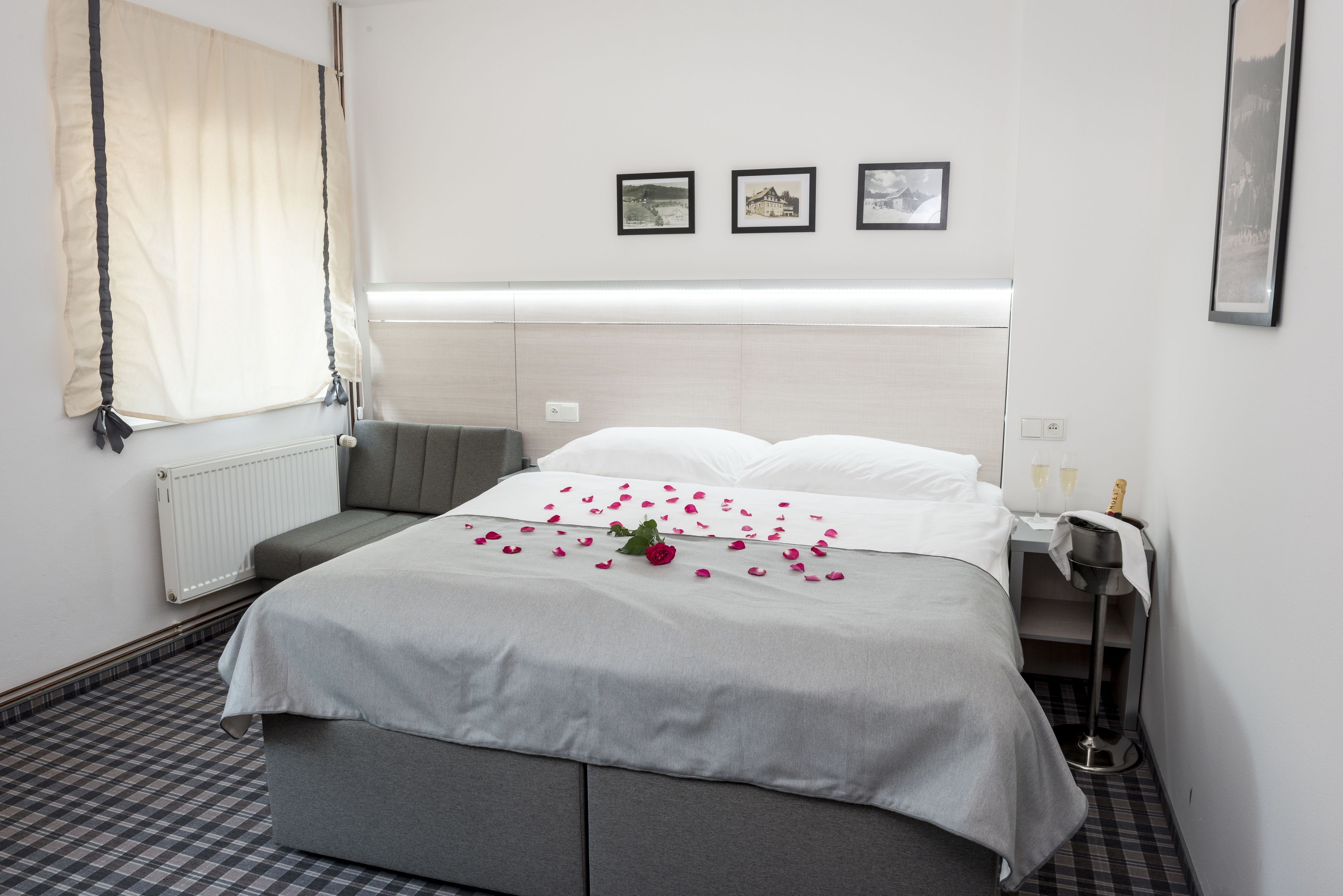 Standard Double or Twin Room | In-room safe, cribs/infant beds, free WiFi, bed sheets