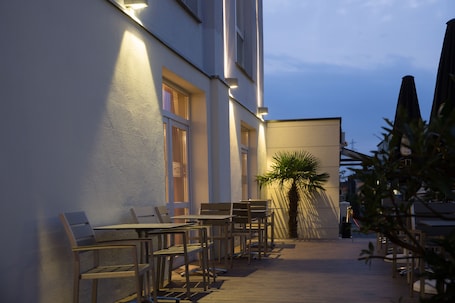 Lounge. Goethe Conference Hotel by Trip Inn