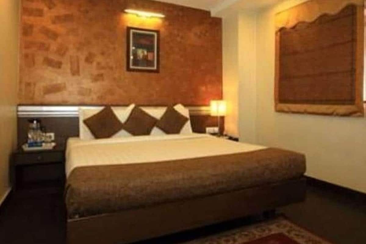 suite | 1 bedroom, minibar, in-room safe, desk