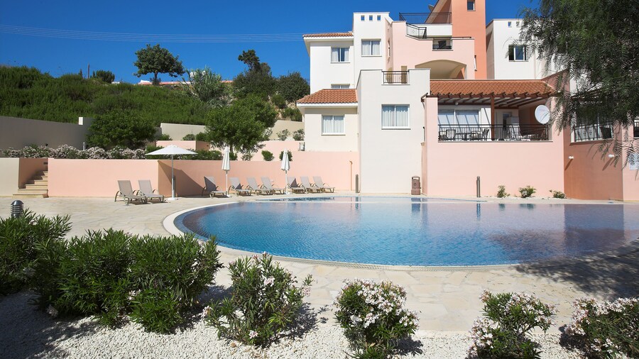 Chloraka Terrace Apartments