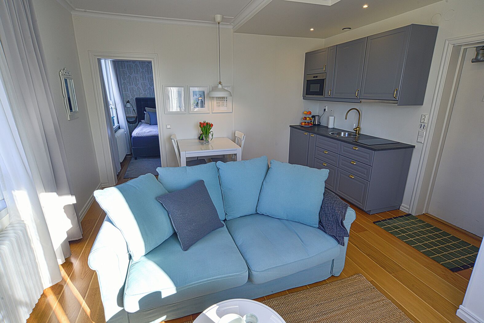 Estudi en suite exclusiu | Escriptori, wifi gratuïta i habitacions accessibles amb cadira de rodes 