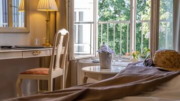 Standardrum | Skrivbord, gratis wi-fi och rullstolsanpassning