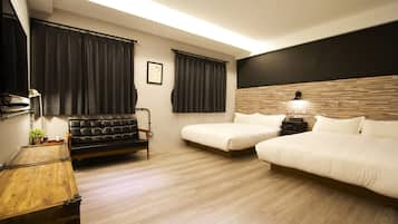 1 bedroom, premium bedding, desk, blackout drapes