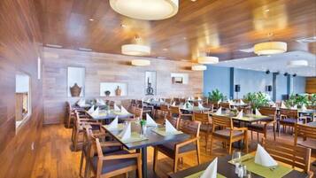 Daily buffet breakfast (EUR 15 per person)