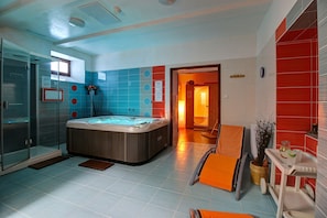 Sauna, hot tub, hot stone massages, sports massages, massages - Hotel Avalanche (Stola)