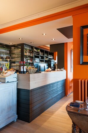 Bar (on property) - De Laurier (Knokke-Heist)