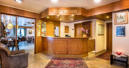 Hotel Le Postillon
