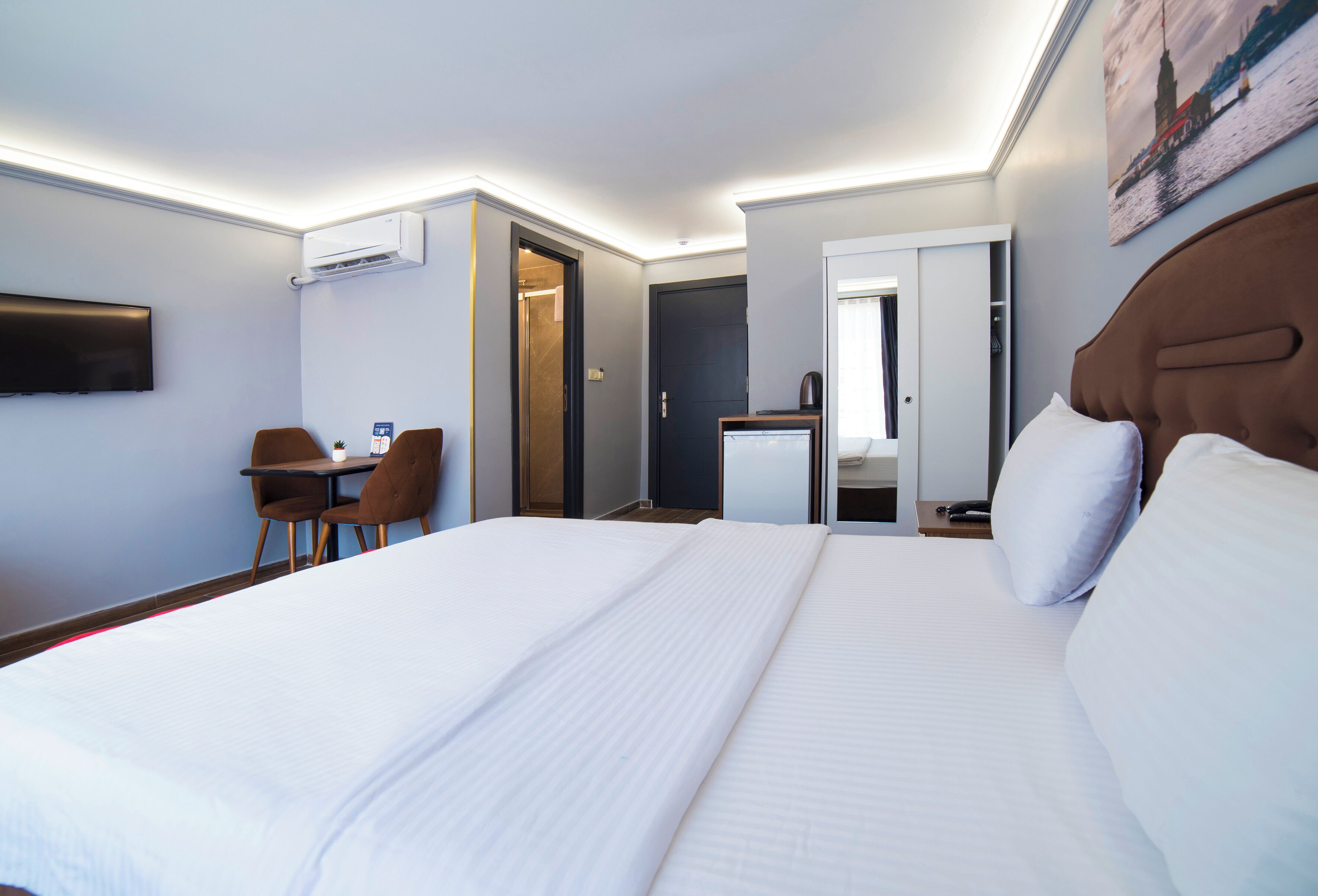 Deluxe Room | Premium bedding, down comforters, Select Comfort beds, minibar