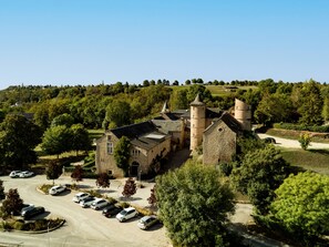 Free self-parking - Château de Fontanges (Onet-le-Chateau)