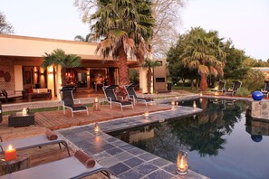 Exterior - Lily Pond Country Lodge (The Crags)