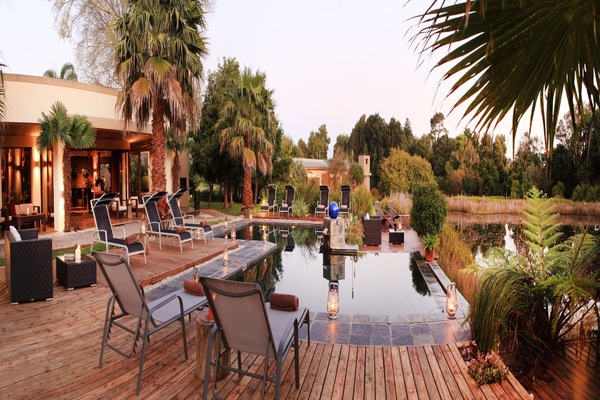 Outdoor pool, open 6:30 AM to 7:00 PM, pool umbrellas, sun loungers