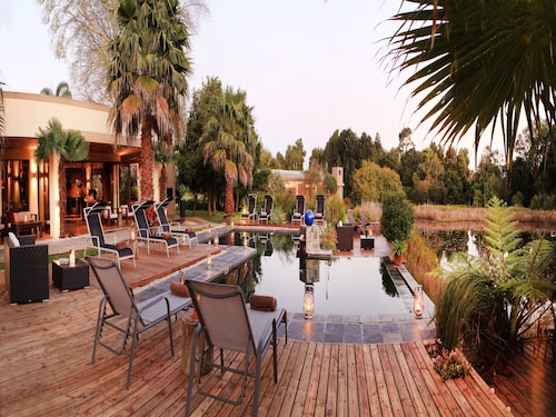 Lily Pond Country Lodge