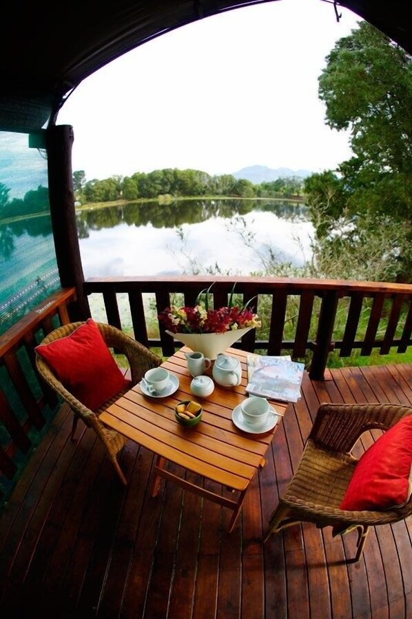 Balcony - 7 Passes Tented Camp (Wilderness)