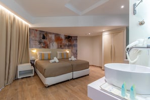 In-room safe, individually decorated, individually furnished, desk - Sunny Days Hotel (Rhodes)