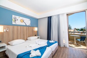 Superior Double Room | In-room safe, individually decorated, individually furnished, desk - Sunny Days Hotel (Rhodes)