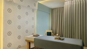 Suite junior, 1 habitación | Spa | Tratamientos corporales, aromaterapia y envolturas corporales