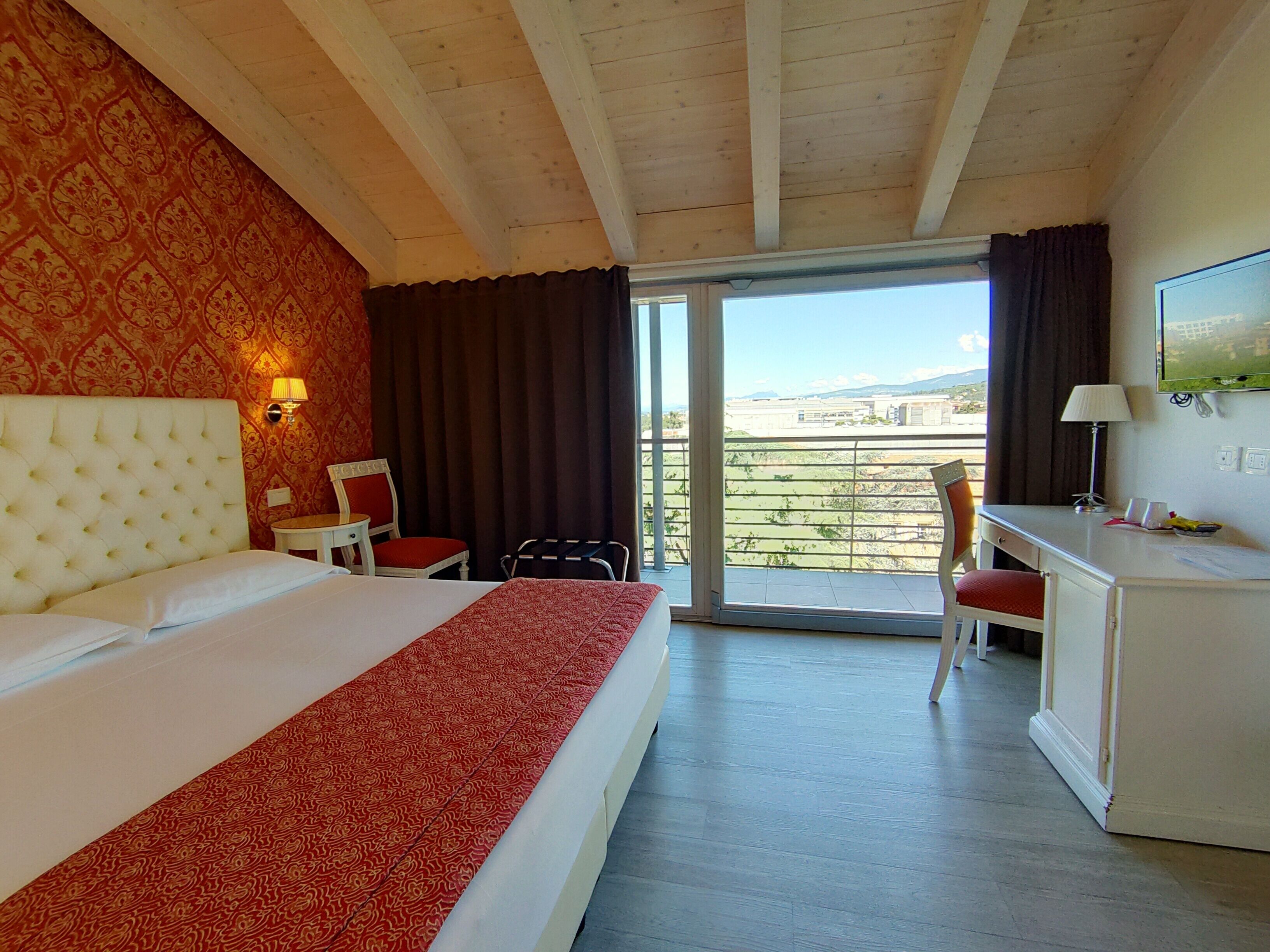 Foto - Nuova Opera Rooms