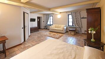 Junior-Suite, 1 Schlafzimmer, Gartenblick