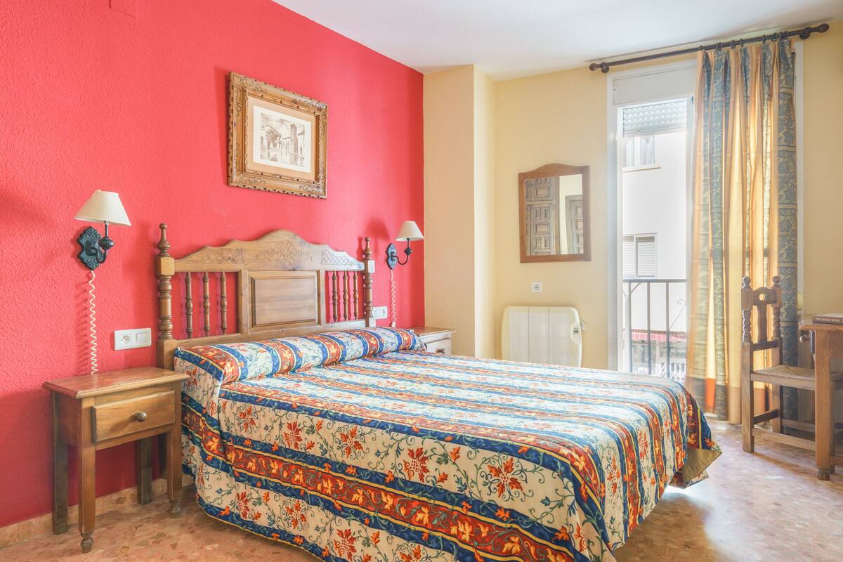 Double or Twin Room | In-room safe, desk, iron/ironing board (on request), free WiFi