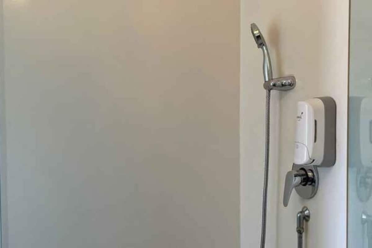 Bathroom | Shower, rainfall showerhead, free toiletries, slippers