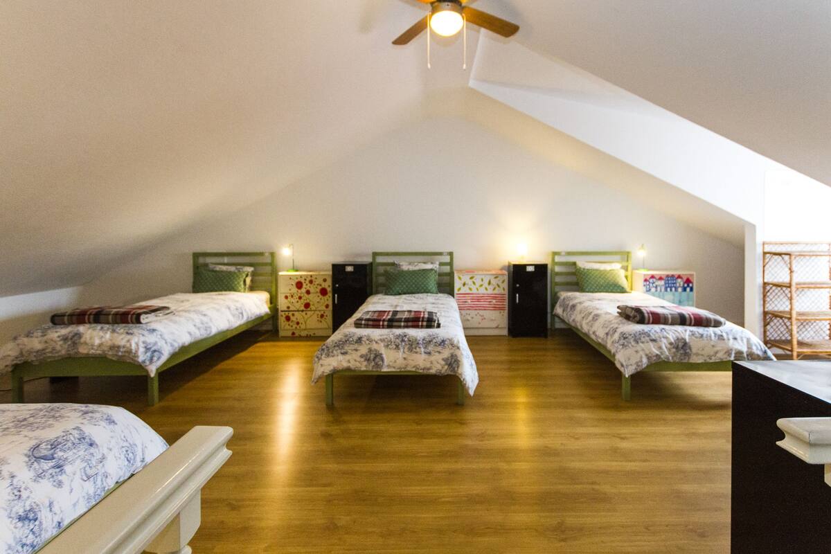Dortoir Partagé, femmes uniquement, salle de bains commune (1 Bed in a 5 Bed Dorm)