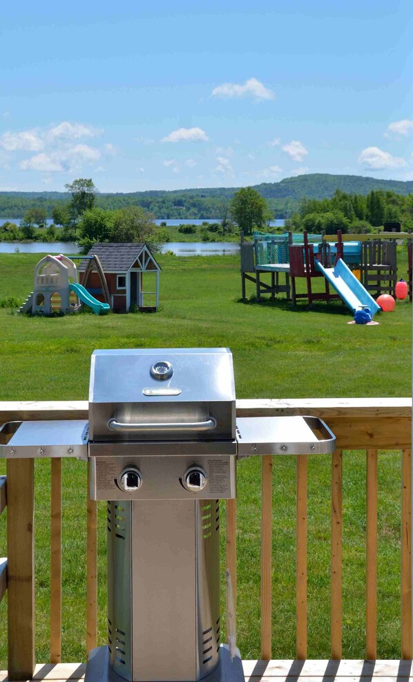 Familien-Ferienhaus, 2 Schlafzimmer, Seeblick (Unit 7) | Terrasse/Patio