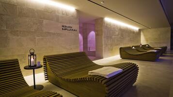 Sauna, hot tub, steam room, Turkish bath/hammam, body treatments