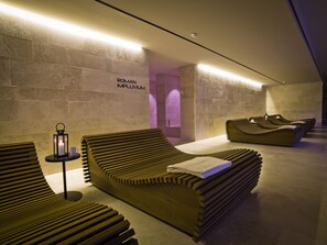 Bastu, bubbelpool, ångbastu, turkiskt bad/hamam och kroppsbehandlingar