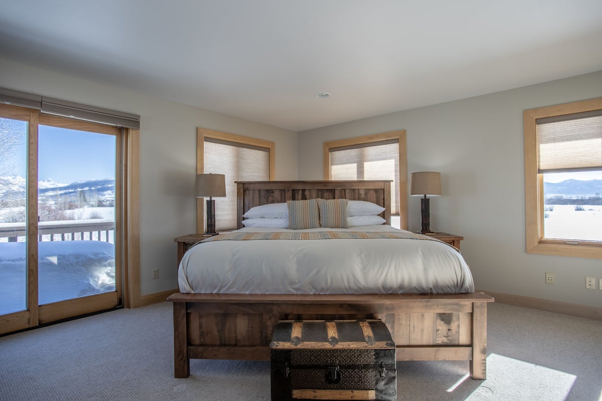 Panoramic-Suite, 1 King-Bett, Balkon, Bergblick | 1 Schlafzimmer, hochwertige Bettwaren, laptopgeeigneter Arbeitsplatz