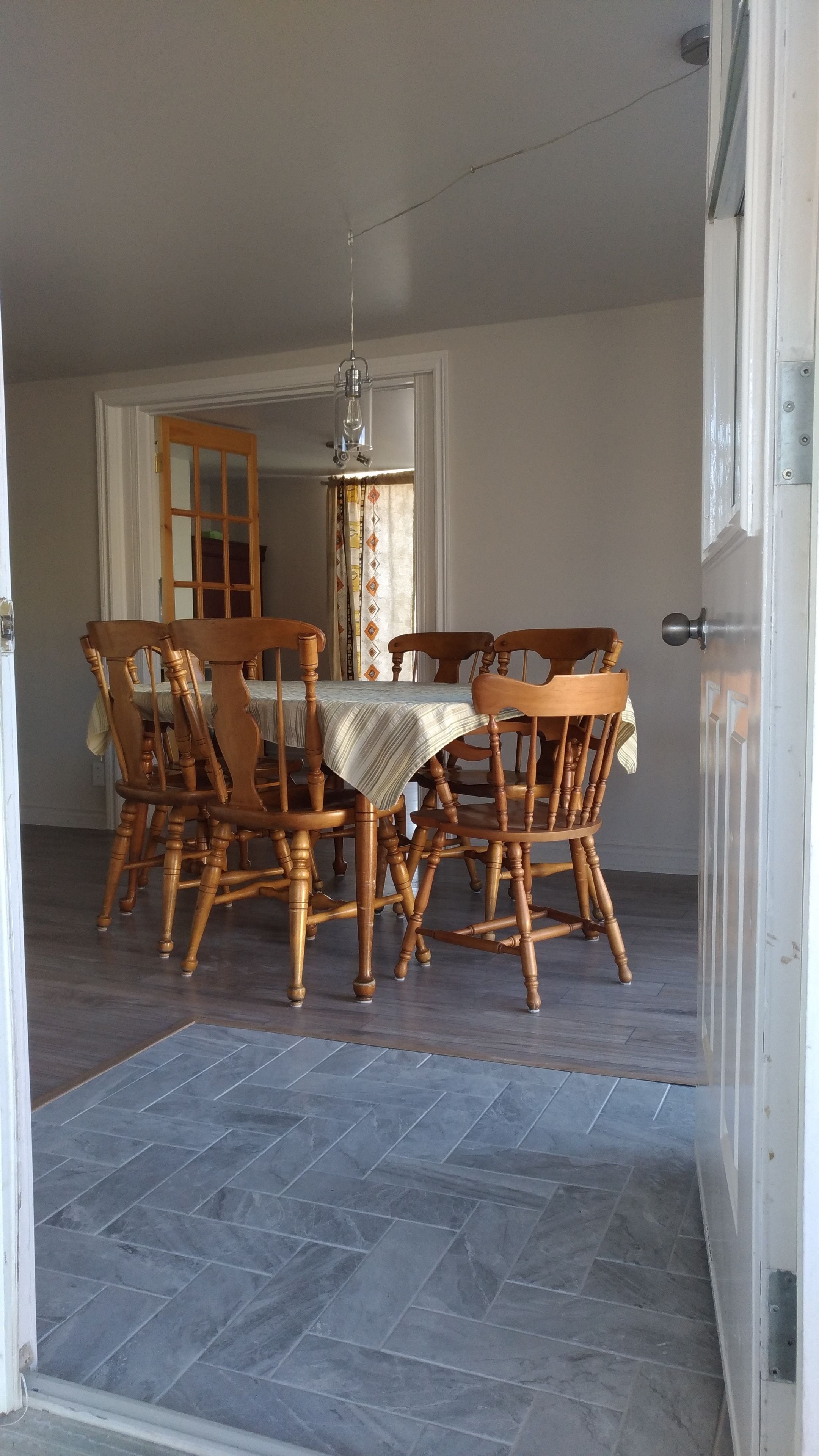 Apartment, 3 Bedrooms (La Petite Bergeronnette) | In-room dining