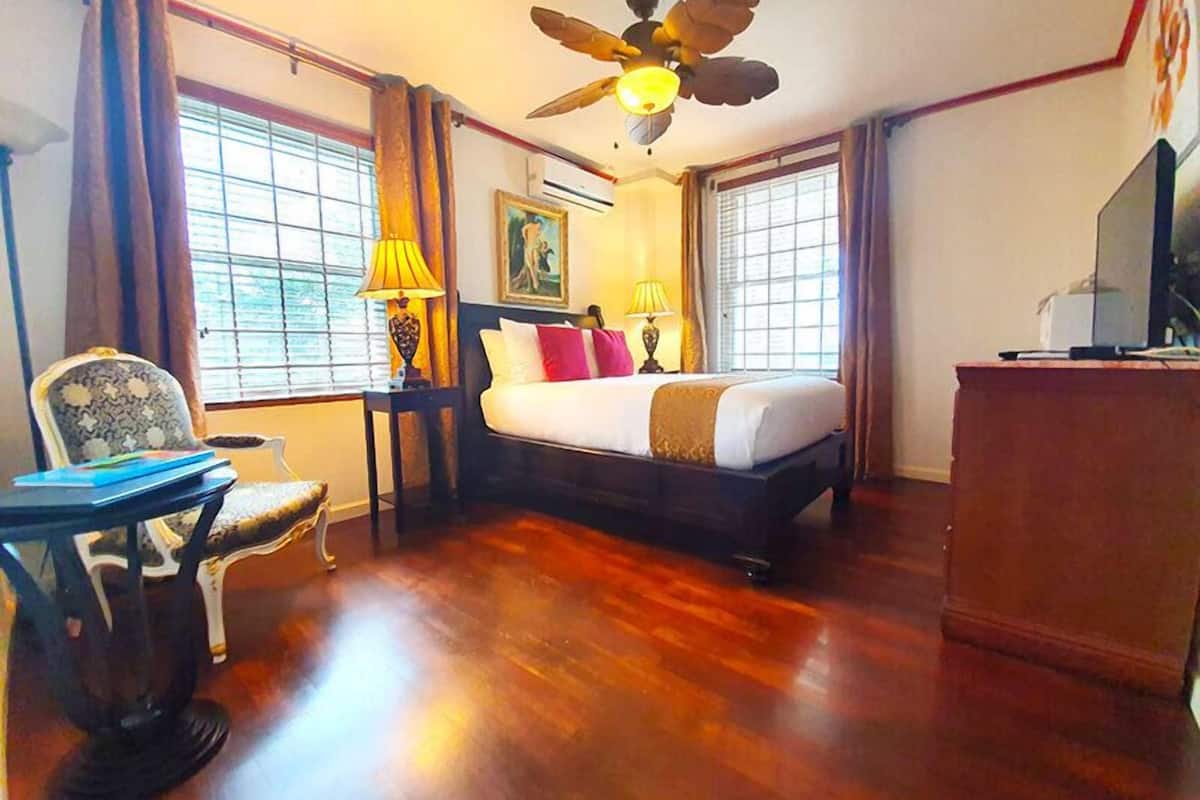 ivory (ocean & pool view) | premium bedding, in-room safe, desk, iron/ironing board