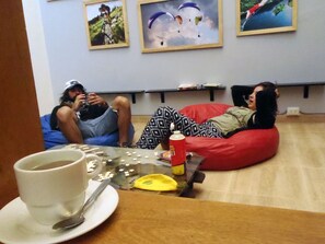 Àrea amb seients del vestíbul