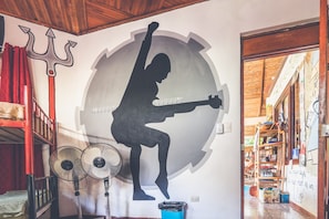 クラシック 共同ドミトリー 男女共用ドミトリー 専用バスルーム 1 階 | 高級寝具、WiFi (無料)、ベッドシーツ