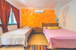 Ropa de cama de alta calidad, wifi gratis y ropa de cama 