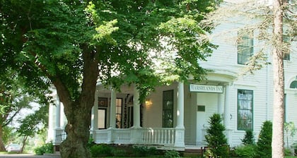 Marshlands Inn
