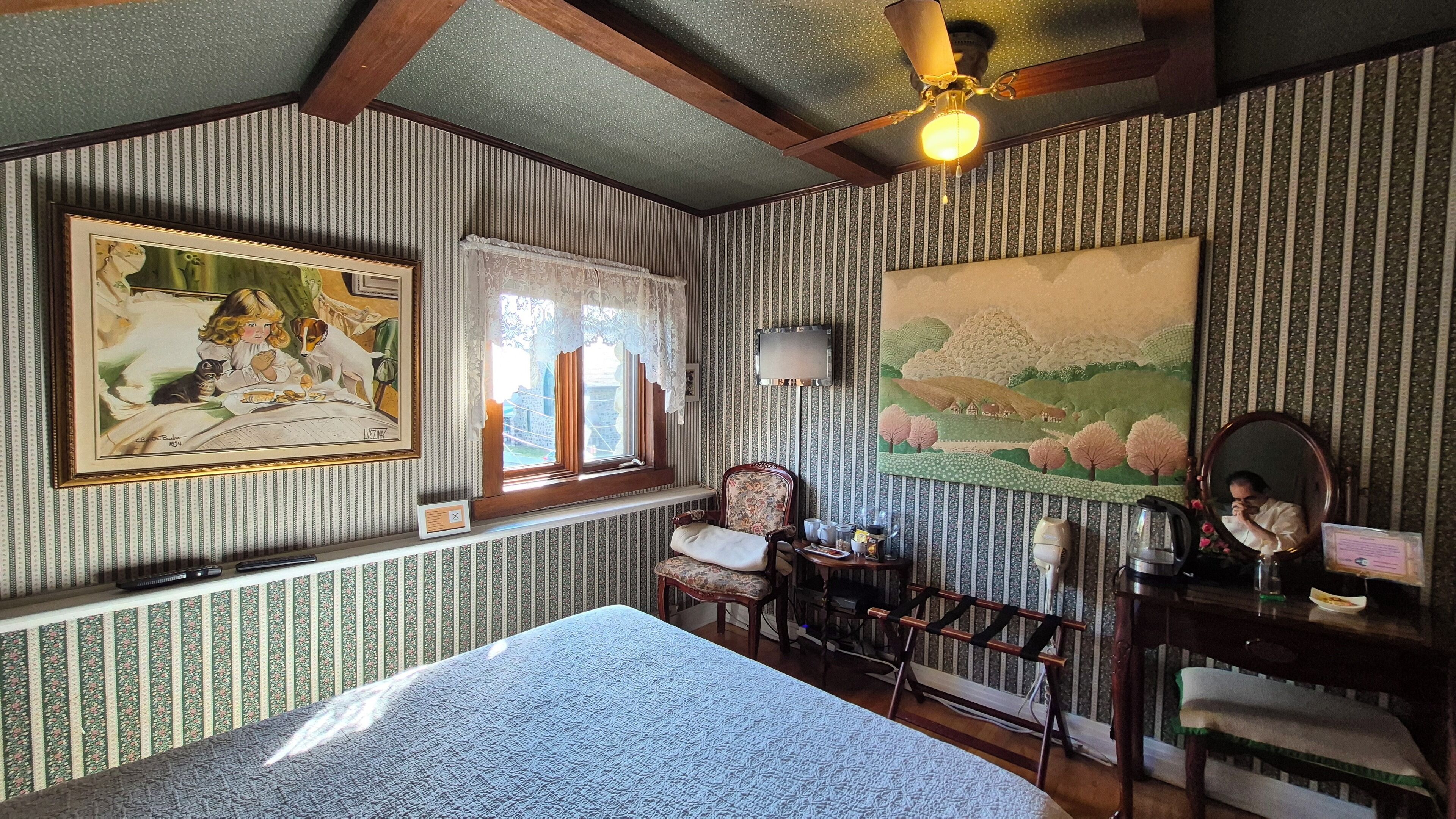 Romantische tweepersoonskamer, 1 tweepersoonsbed, gedeelde badkamer, uitzicht op park (La Muse) | Luxe beddengoed, Select Comfort-bedden, individueel gedecoreerd