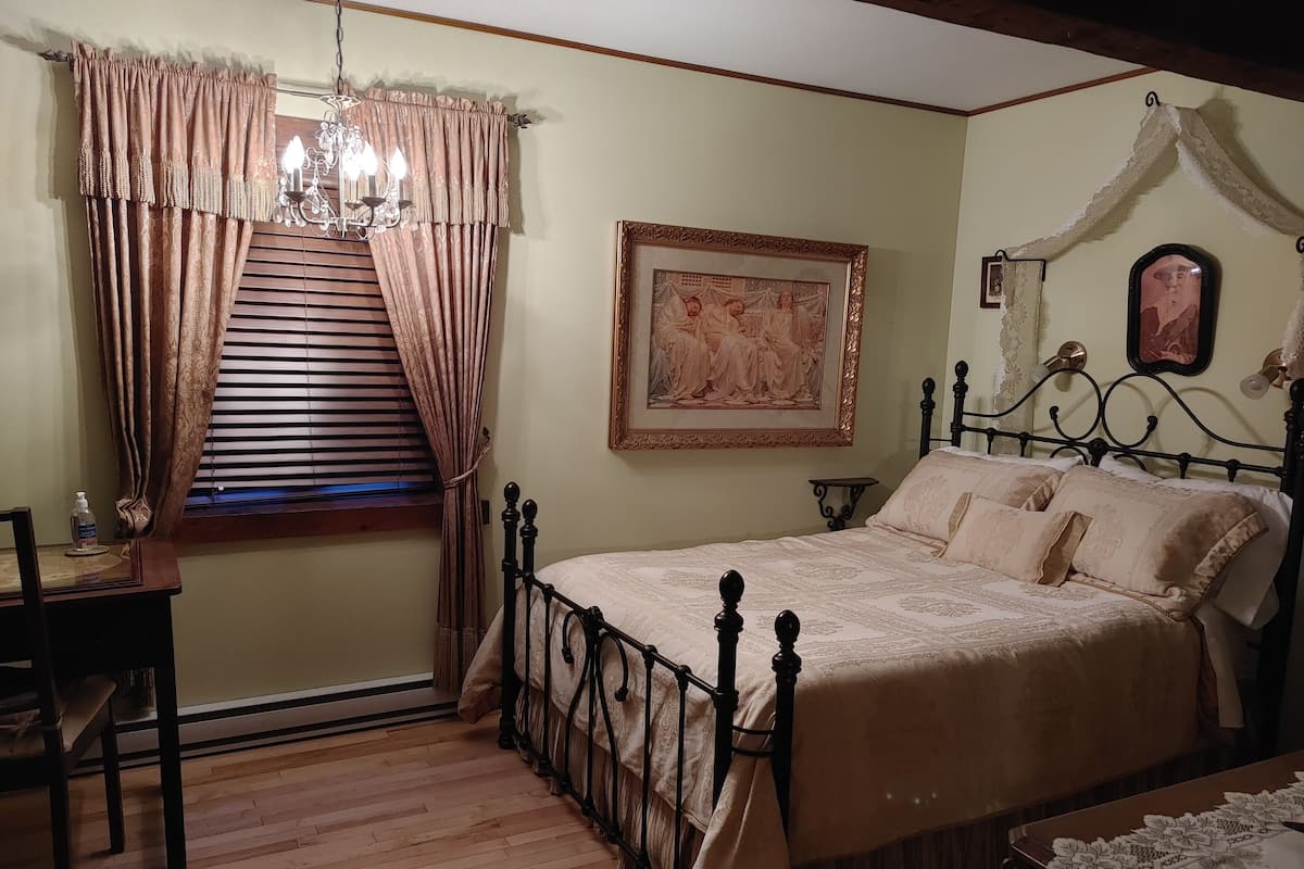 Deluxe Double Room, 1 Double Bed, Private Bathroom, Garden View (La Poésie) | Premium bedding, Select Comfort beds, individually decorated