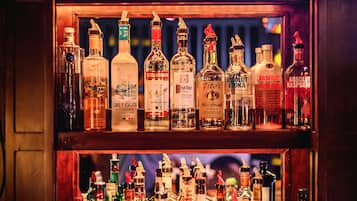 2 bars/lounges, brewpub