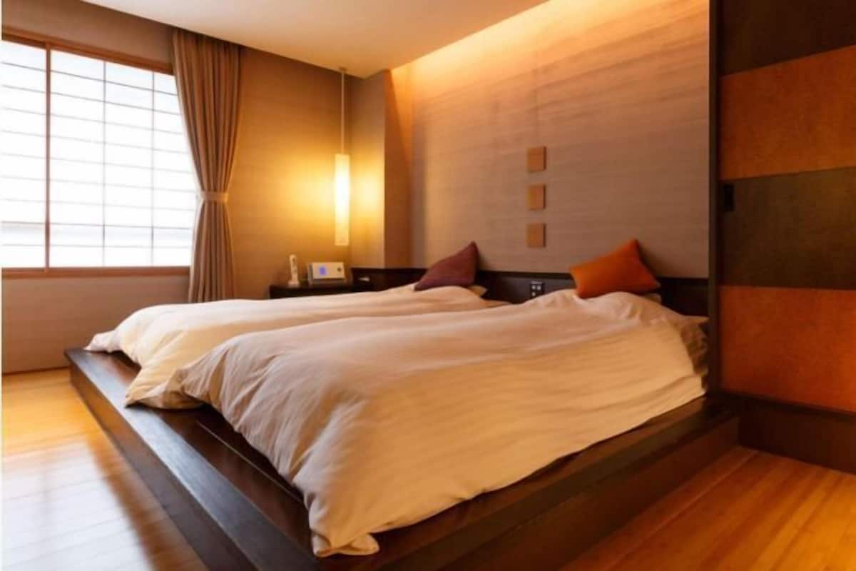 1 bedroom, in-room safe, free WiFi, bed sheets