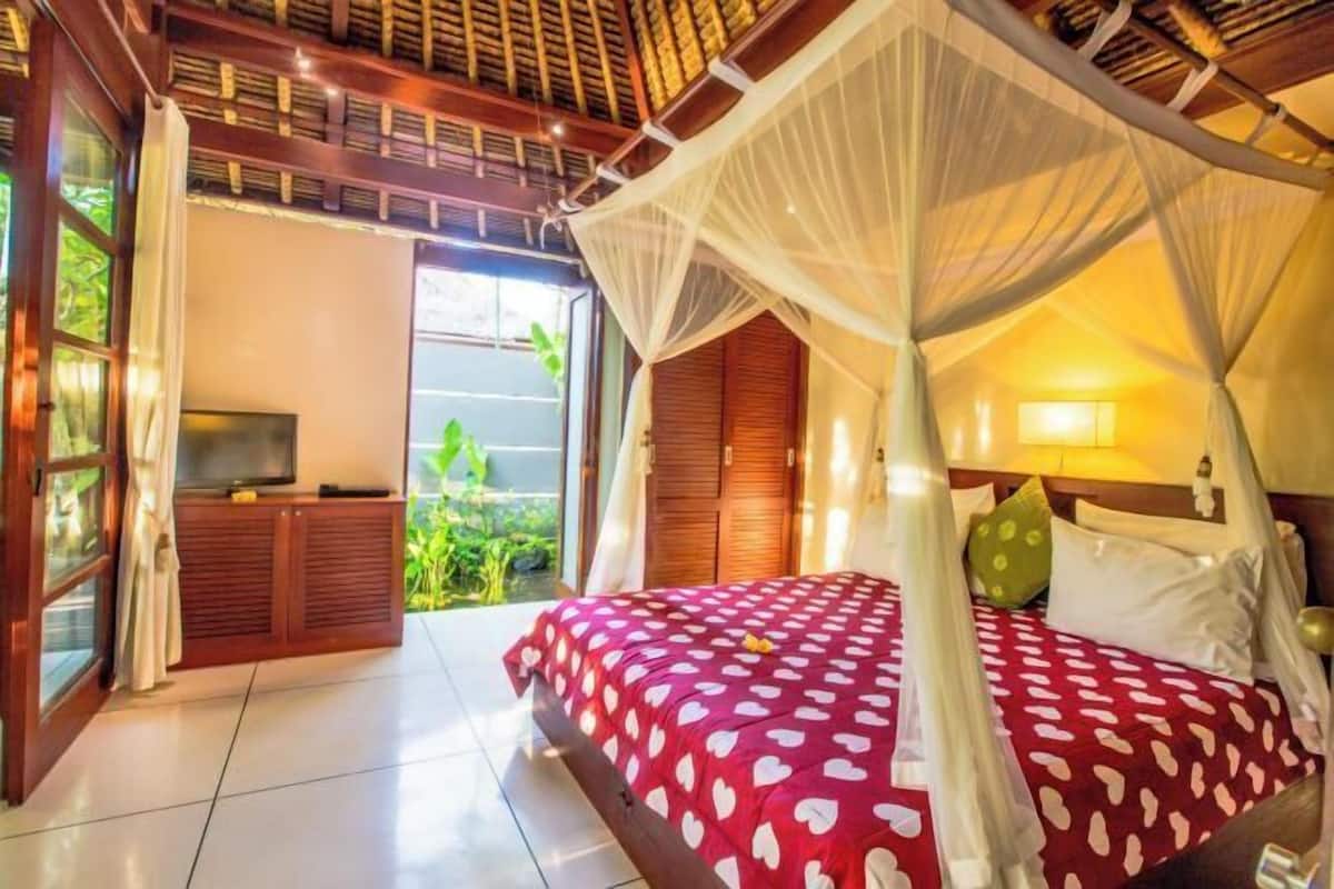 1 bedroom, premium bedding, in-room safe, individually decorated