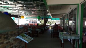 Breakfast, lunch, dinner served; Italian cuisine  - Lucky Home Resort (Koh Samui)